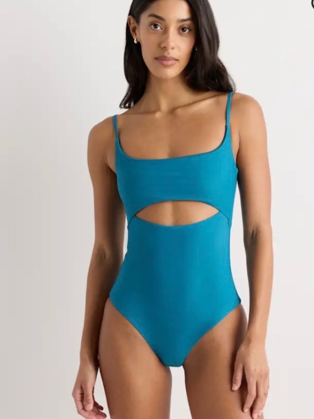 NWT Quince cut out one piece teal bathing suit sm
